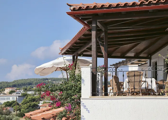Yalis Hotel