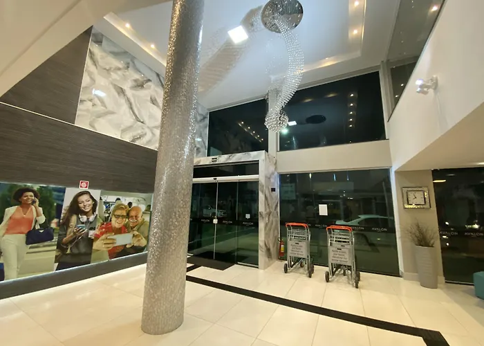 Hotel Avalon Maringá Econômico
