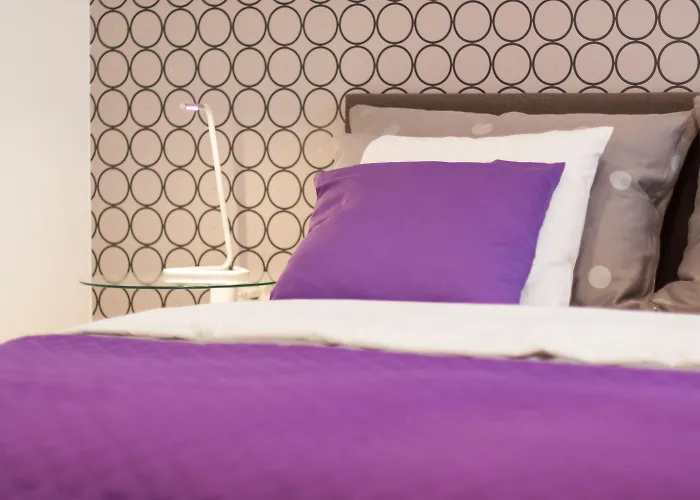 Tesla Boutique Apartments & Rooms