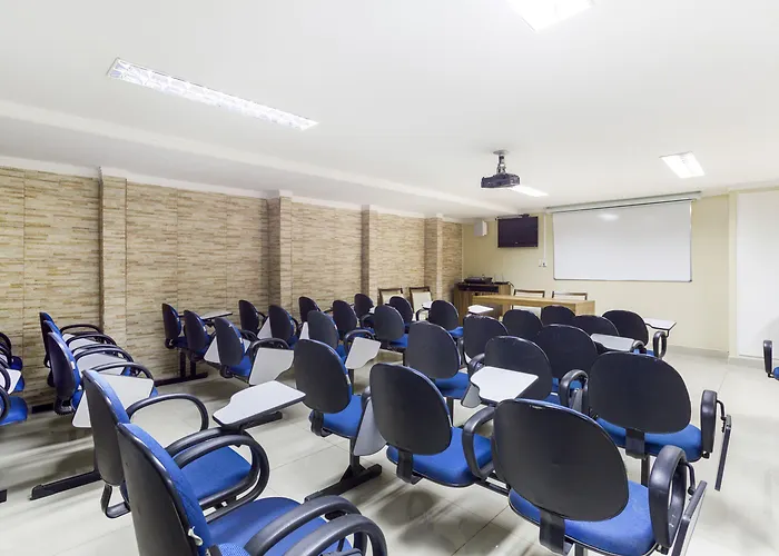 OYO Hotel Via Universitária, Anápolis