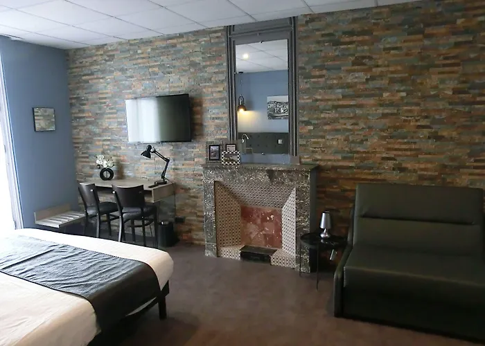 Hotel Sur Le Quai