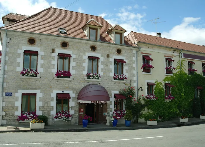 Hotel De La Loire Aux Portes De Sancerre