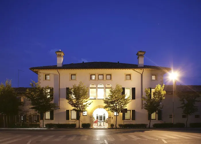 Villa Busta Hotel