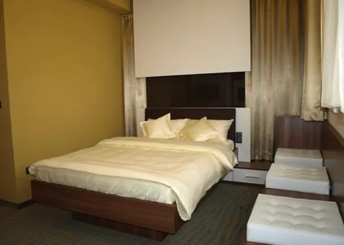 Katerain Hotel, Restaurace, Wellness