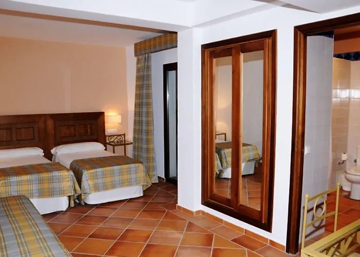 Hotel Dona Lola Zahara