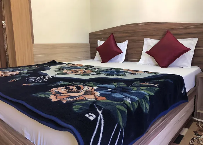 Hotel Satpura Safari
