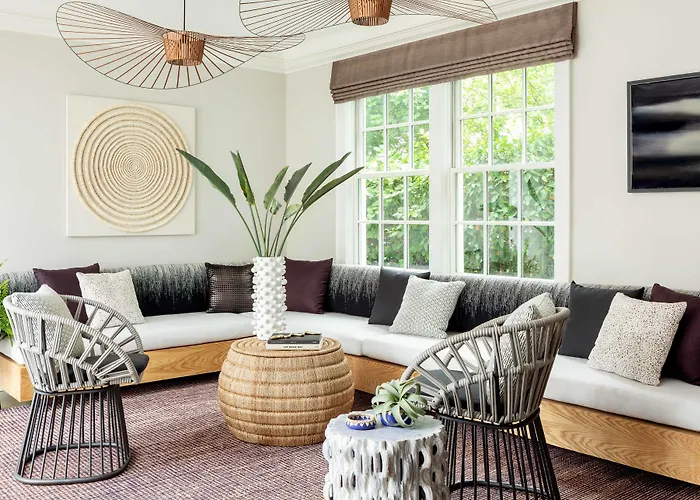 The Richard, The Edgartown Collection