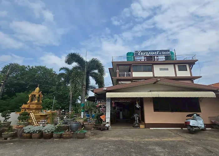 Phaiboon Hotel & Resort