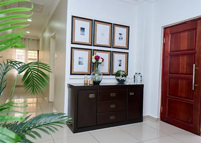 Tsholofelo East Guesthouse