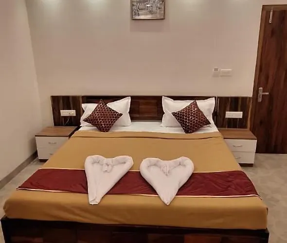Aashirvaad Bed And Breakfast Homestay