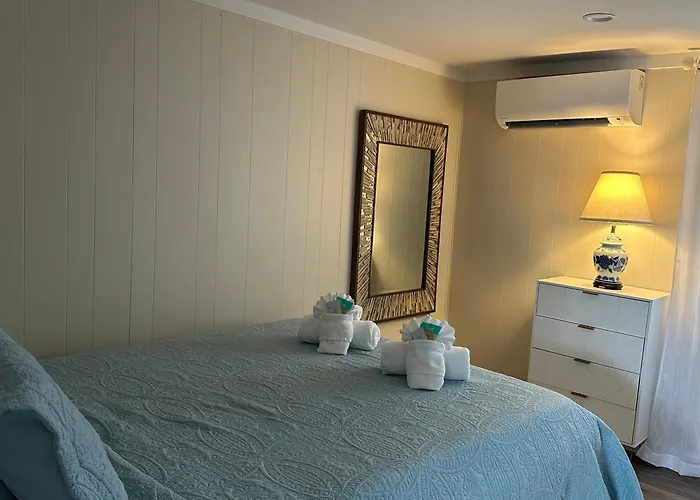 Shoreline Suite