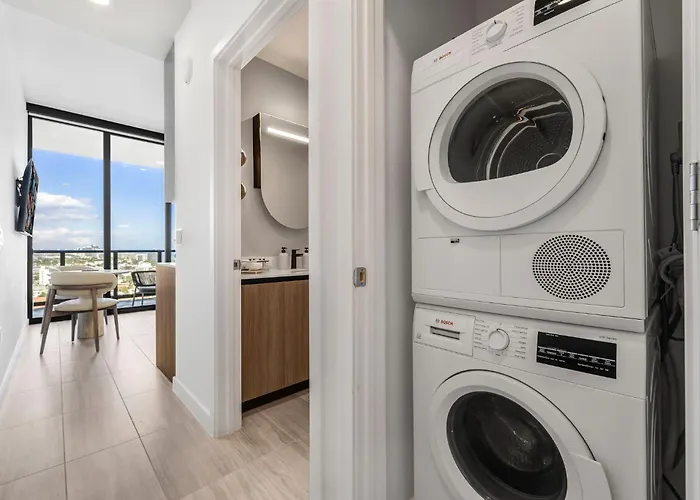 Resort & Beach - The Ideal Condo At 72 Park