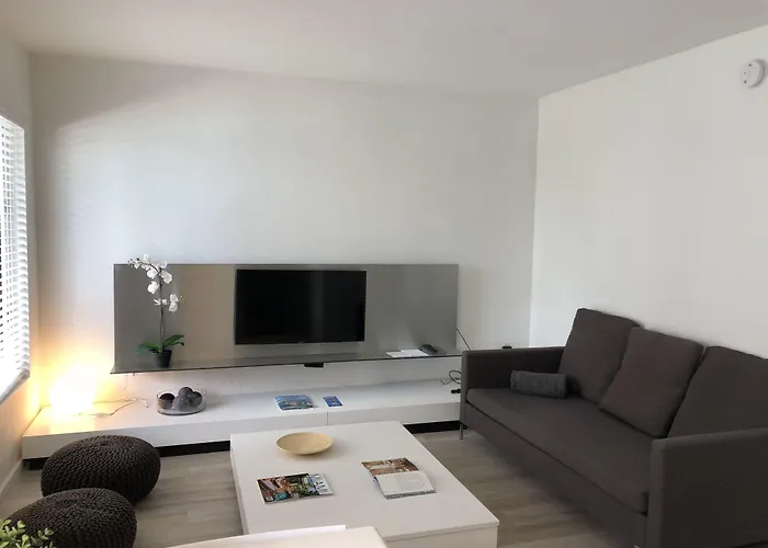 Beach Haus Key Biscayne Contemporary Apartments
