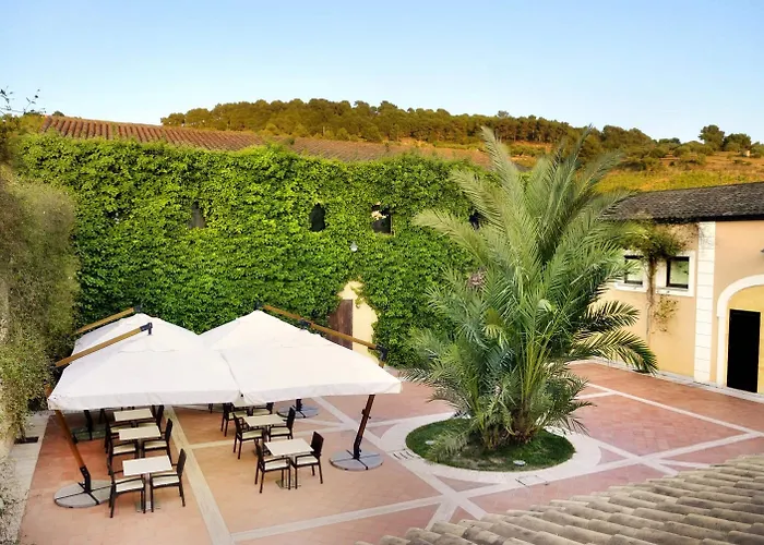 Baglio Caruana Cantina & Relais