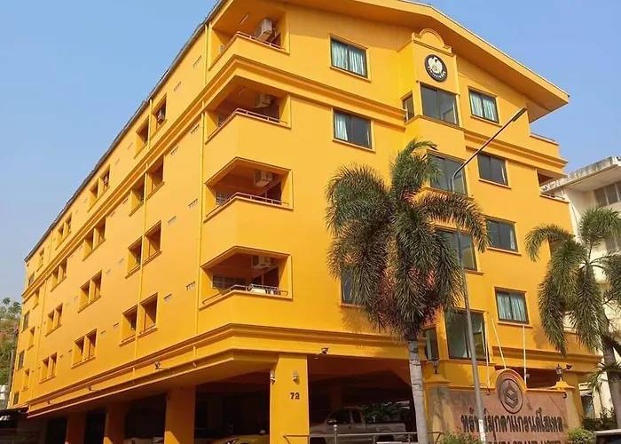 ทรัพย์มุกดา แกรนด์ โฮเทล Submukda Grand Hotel