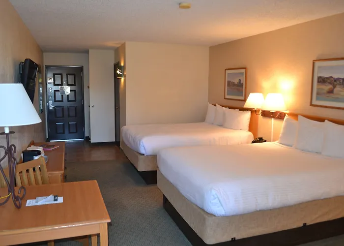 The Lodge At Cliff Castle Casino