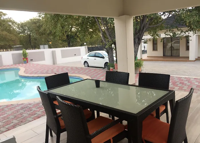 Lediba Guest Lodge
