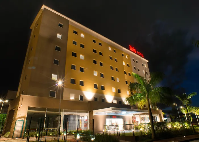 Ibis Itatiba