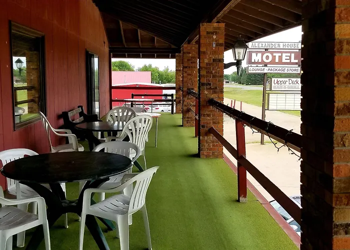 Alexander House Motel