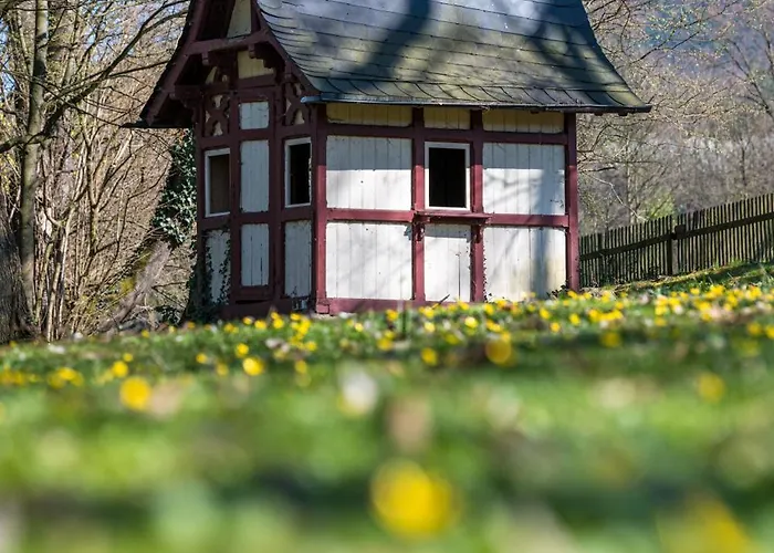 Schlosshotel Weyberhöfe