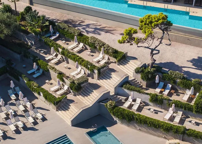 Alexandra Beach Resort & Spa