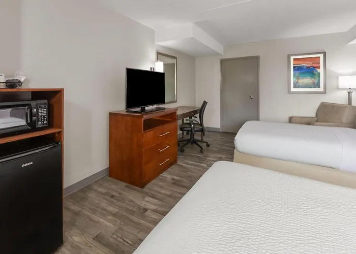 Days Inn By Wyndham Dumfries Quantico