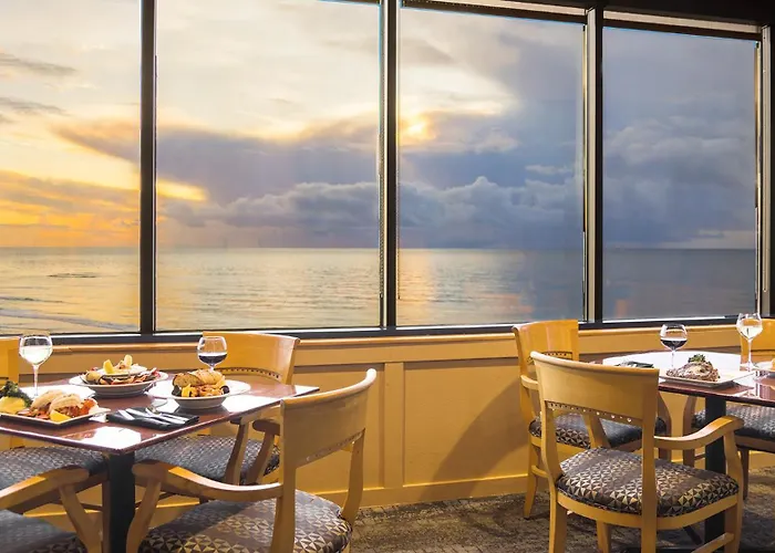 Inn At Spanish Head Resort Hotel