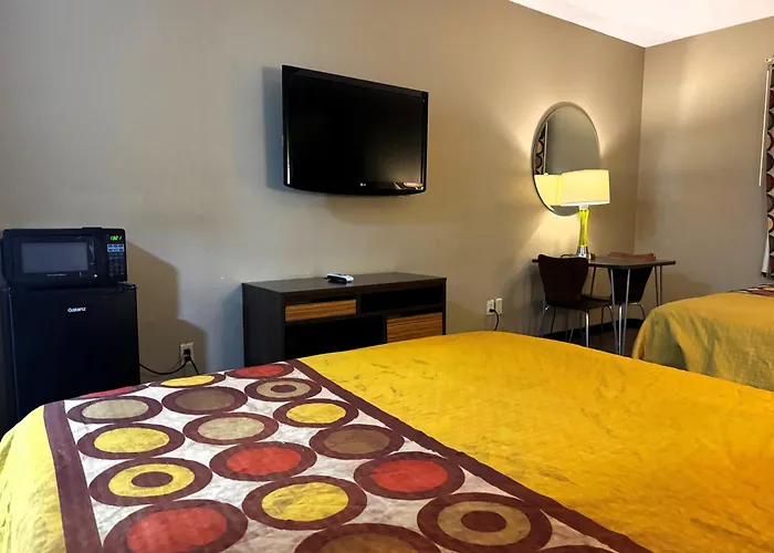 Super 8 By Wyndham Jackson Ridgeland