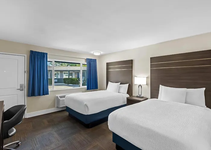 Travelodge By Wyndham Santa Rosa Wine Country
