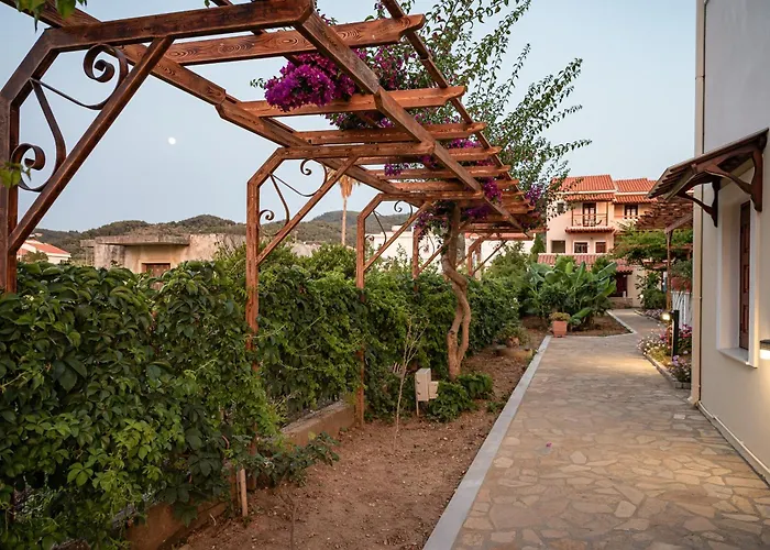 Hotel Athena