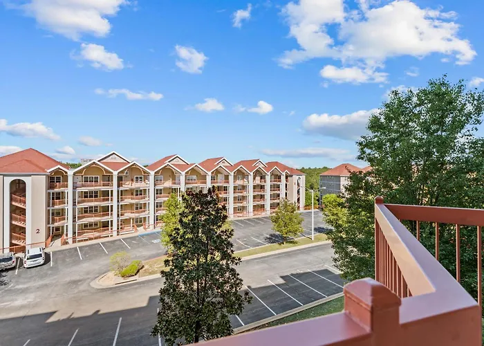 Grand Crowne Resort