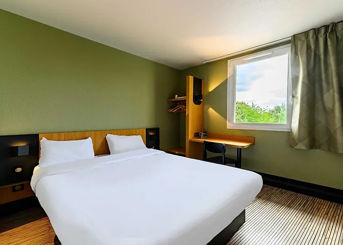 B&B Hotel Marne-La-Vallee Bussy-Saint-Georges