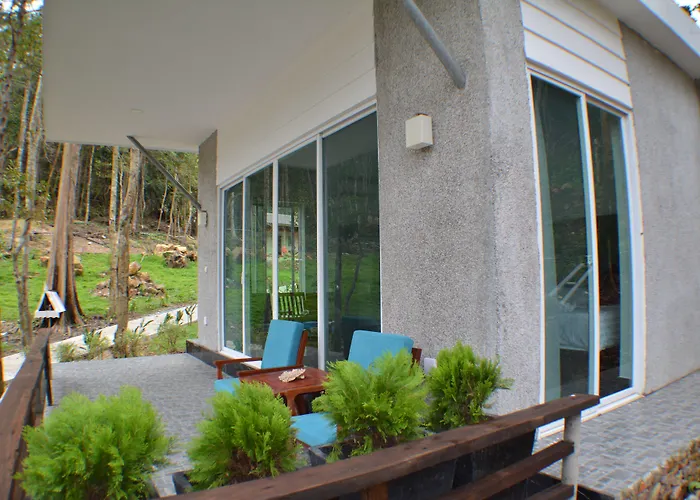 Pearl Beach Resort&Spa