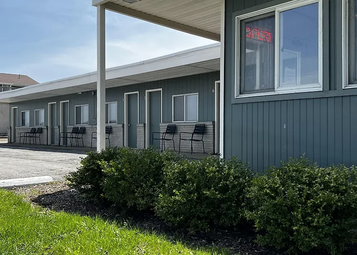 The Cedar Motel