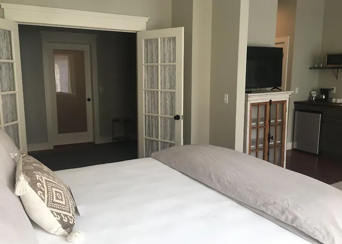 Mossbrae Hotel