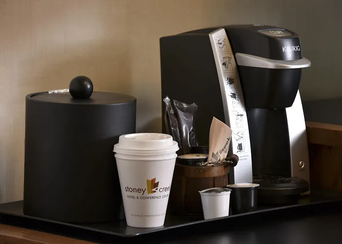 Boarders Inn & Suites By Cobblestone Hotels In Waukon