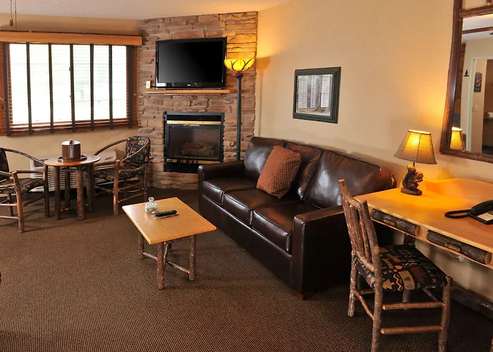 Boarders Inn & Suites By Cobblestone Hotels In Waukon