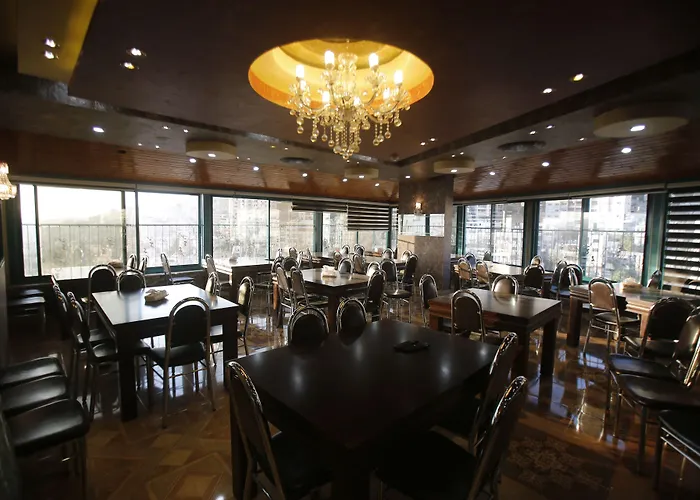 Isra Hotel