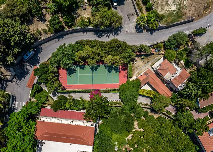 Riverside Garden Resort