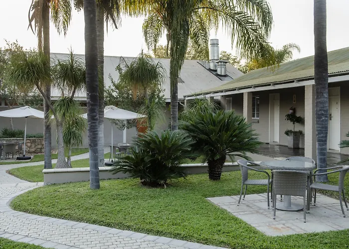 Palm Park Hotel