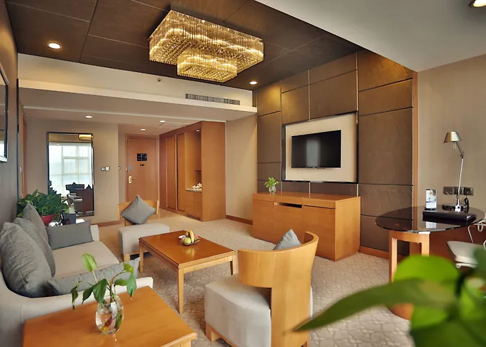 Zhangjiajie Huatian Hotel