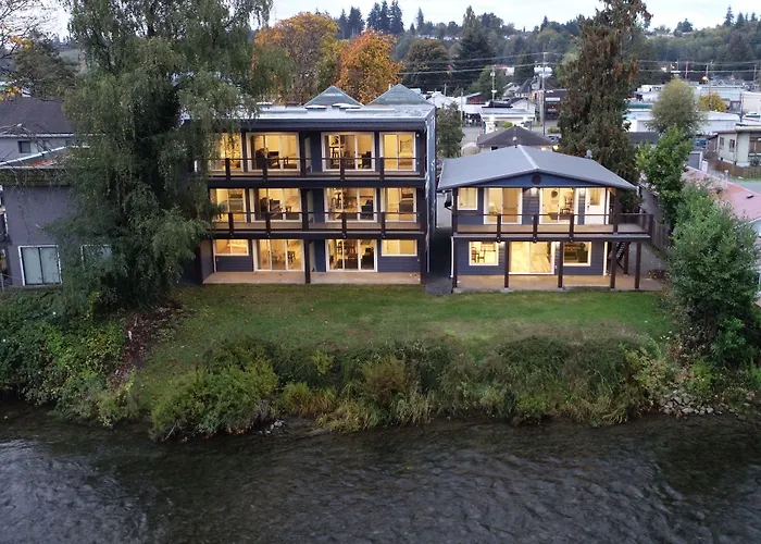 Chateau Riverside