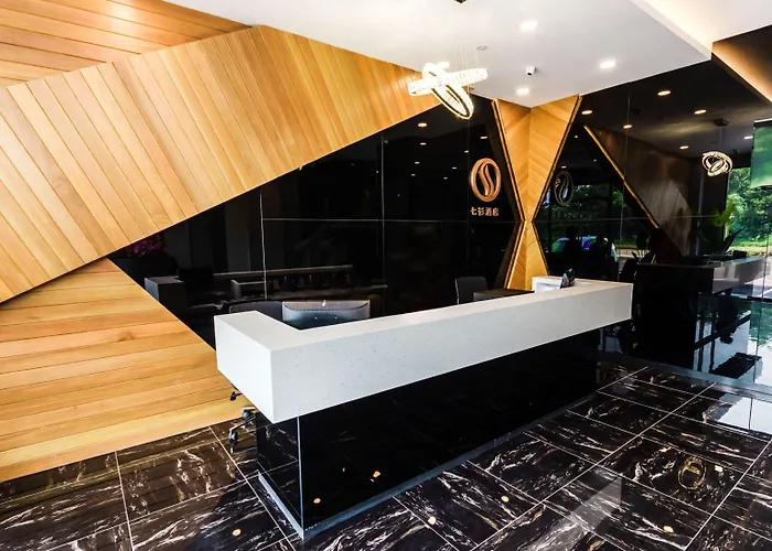 Solid Hotels