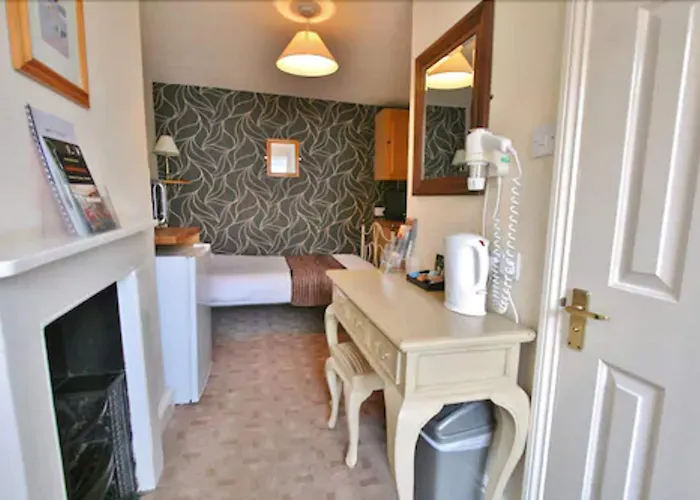 Central Hotel Cheltenham