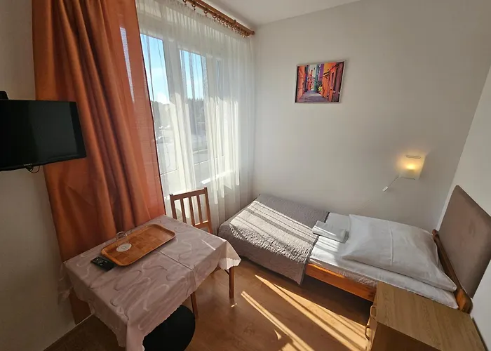 Hotel Eden 24h