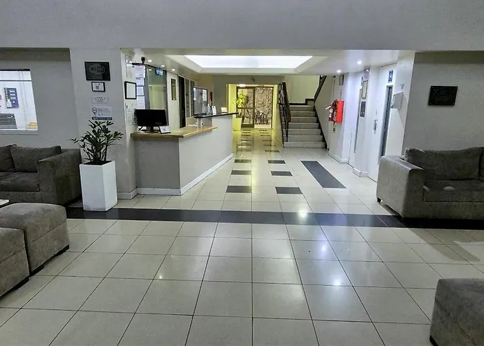 Hotel Puerta Del Sol
