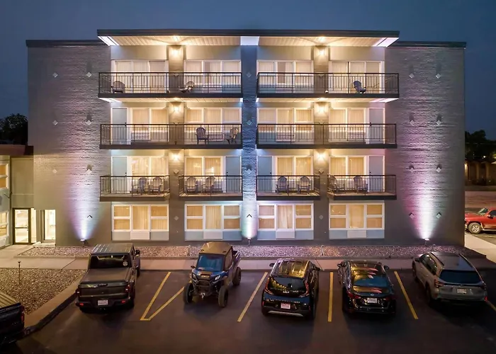 Clarion Pointe Rhinelander Downtown