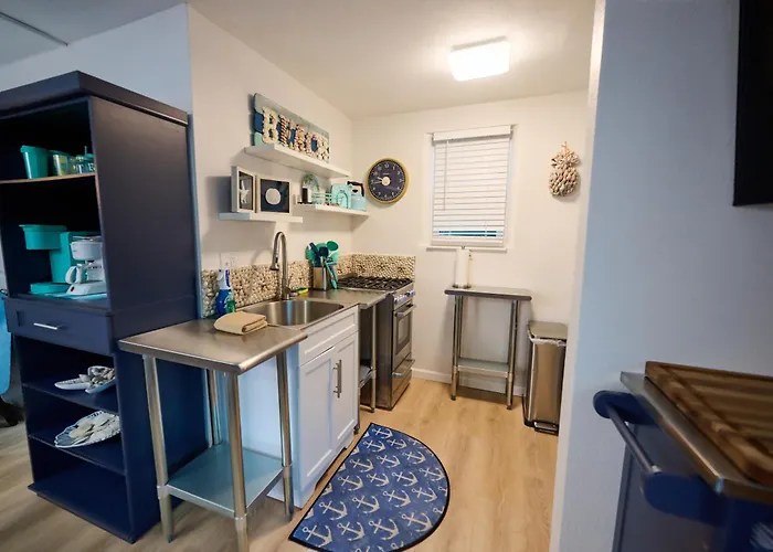 Camelot Beach Suites