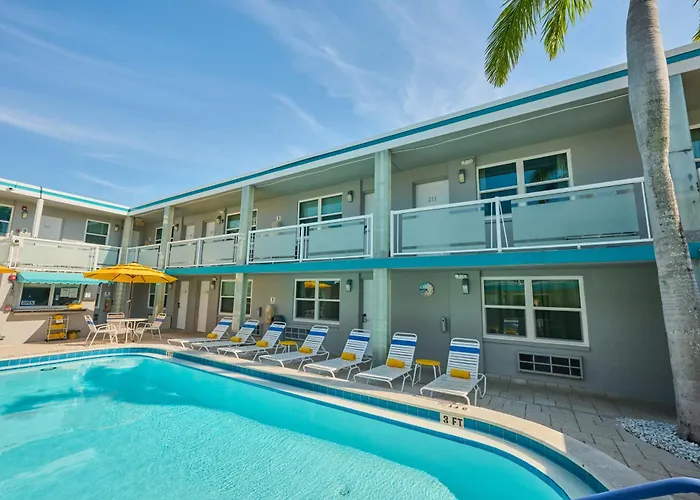 Camelot Beach Suites