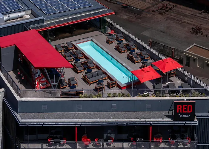 Radisson Red Hotel V&A Waterfront Cape Town